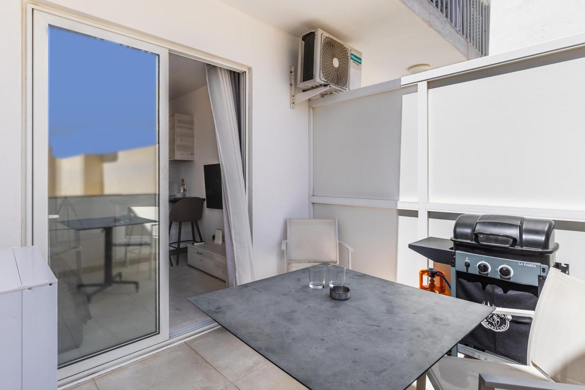 Kunsu'S Apartment 5 Min Walk From St Julians San Ġwann Kültér fotó