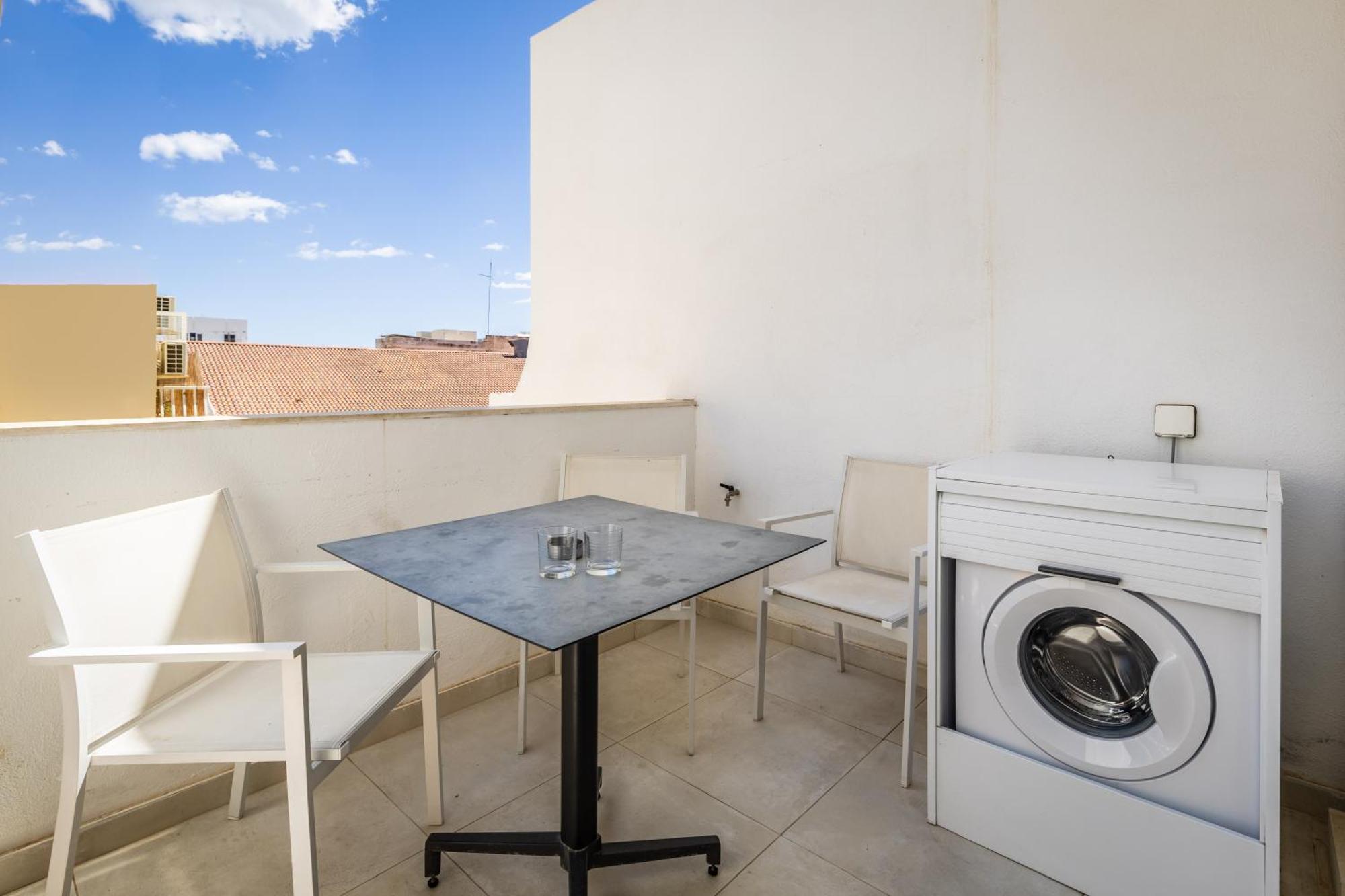 Kunsu'S Apartment 5 Min Walk From St Julians San Ġwann Kültér fotó